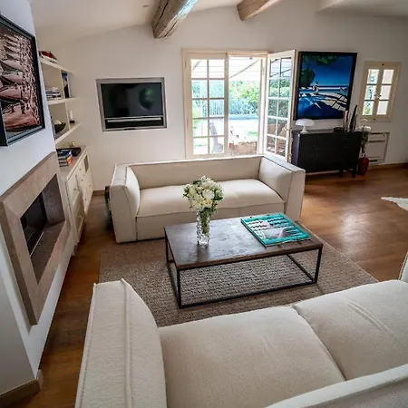 Les Muscadines Tropez, De Tahiti Pampelonne *