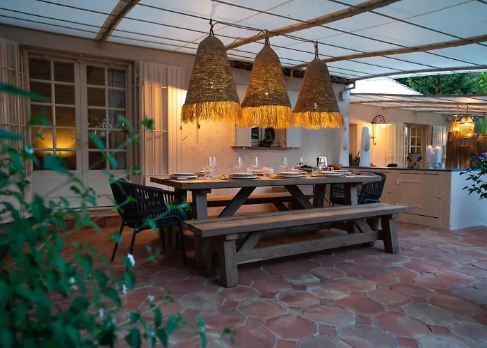 Les Muscadines Tropez, De Tahiti Pampelonne *